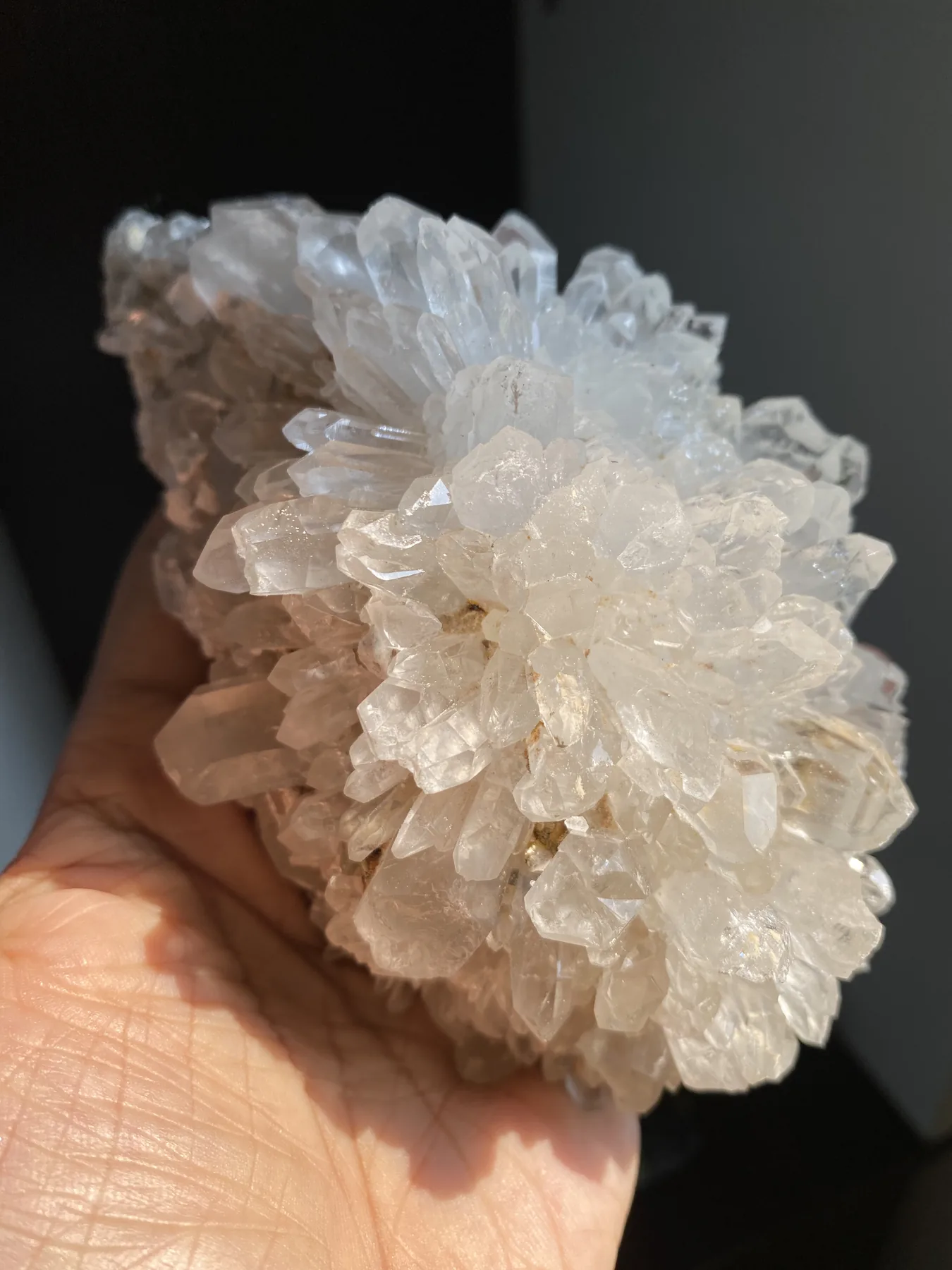 Flower Quartz ลวดลายธรรมชาติในผลึก